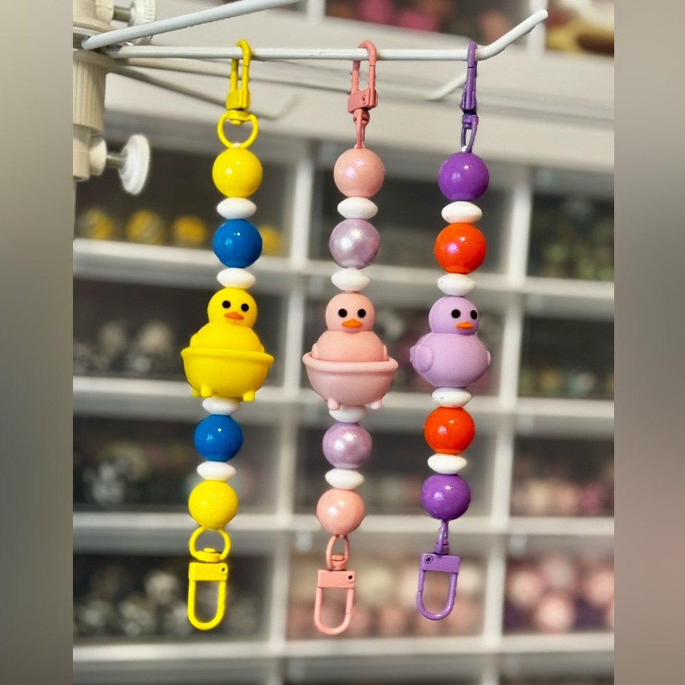 Just ducking around tablet or phone charm holders.